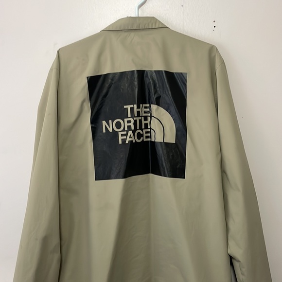 The North Face - Coach Jacket - XL - Picture 4 of 5